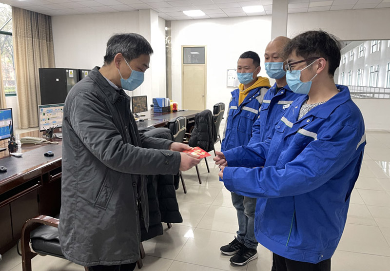 迎新春送溫暖 走訪慰問暖人心--公司領(lǐng)導(dǎo)開展節(jié)前走訪慰問