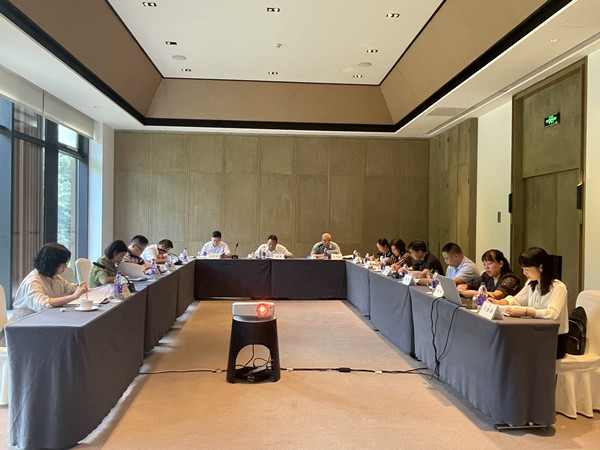 公司召開第五屆三次董事會(huì)、監(jiān)事會(huì)暨2021年度股東會(huì)