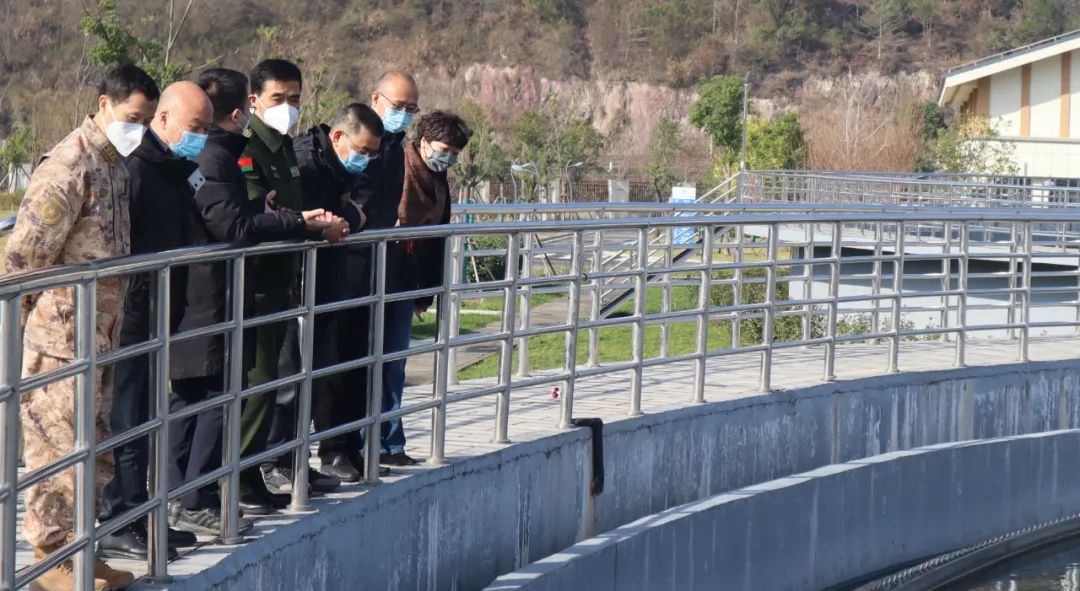 市委常委、麗水軍分區(qū)政委、甌江大溪市級河長徐海寧一行來臘口污水廠參觀調(diào)研.jpg